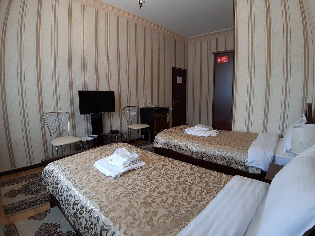 Sarbon Hotel Tasjkent Buitenkant foto