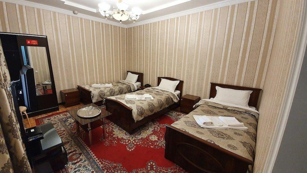 Sarbon Hotel Tasjkent Buitenkant foto