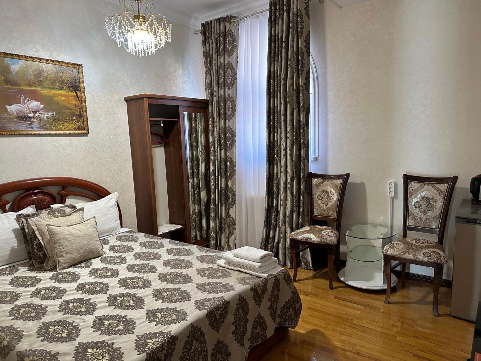 Sarbon Hotel Tasjkent Buitenkant foto