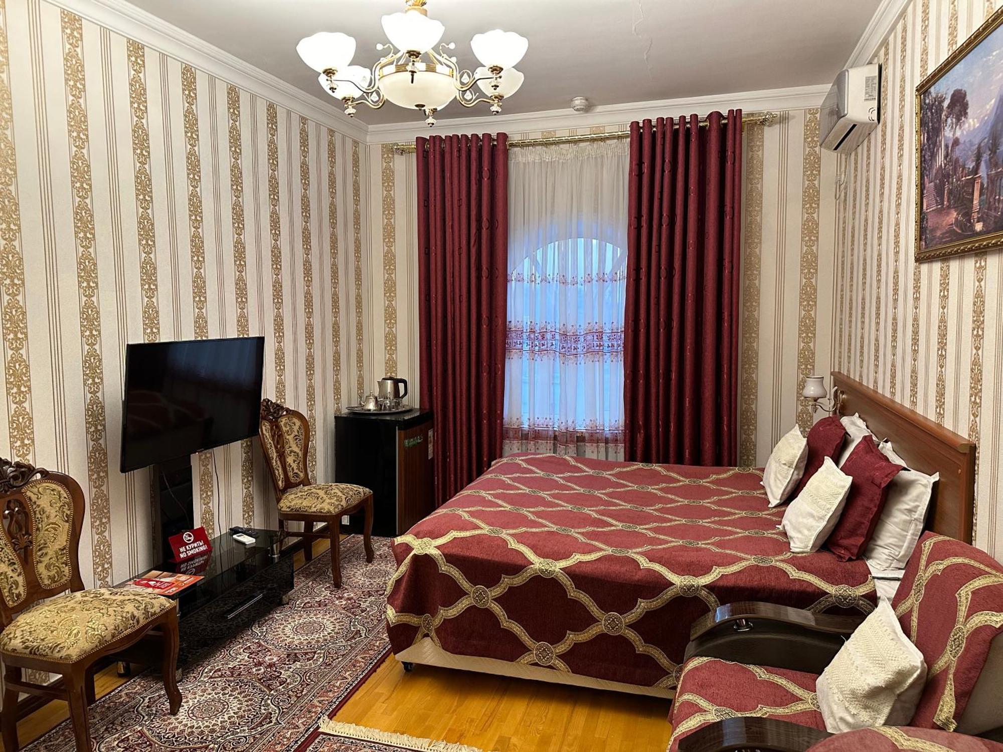 Sarbon Hotel Tasjkent Buitenkant foto