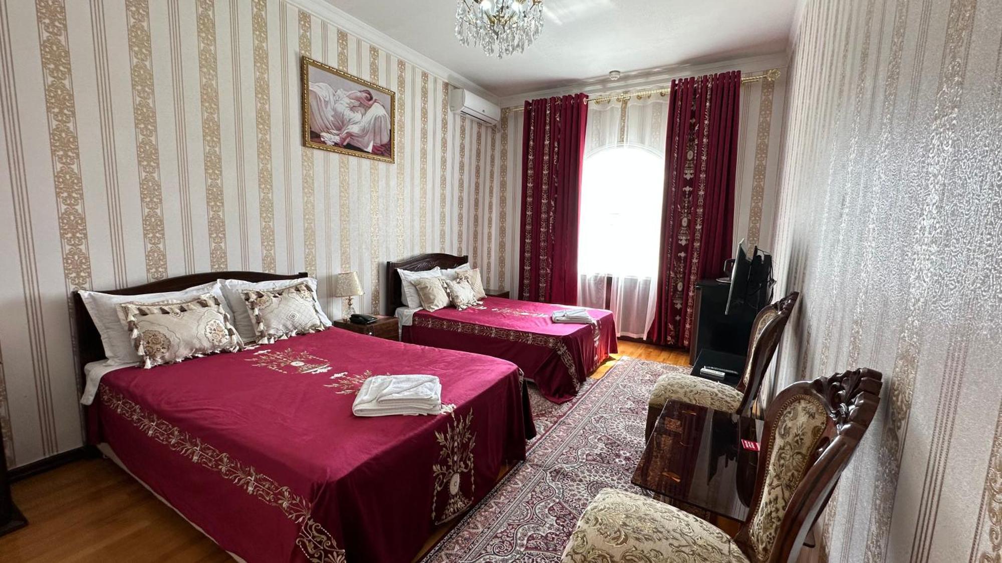 Sarbon Hotel Tasjkent Buitenkant foto